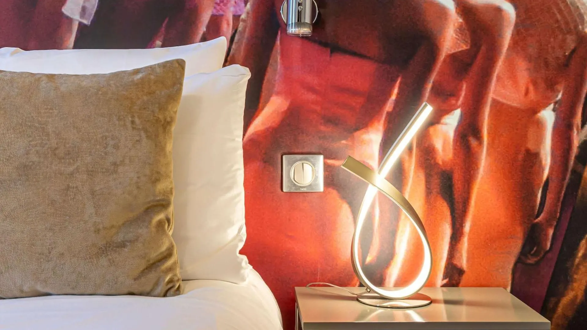 Hotell Mercure Place D'italie