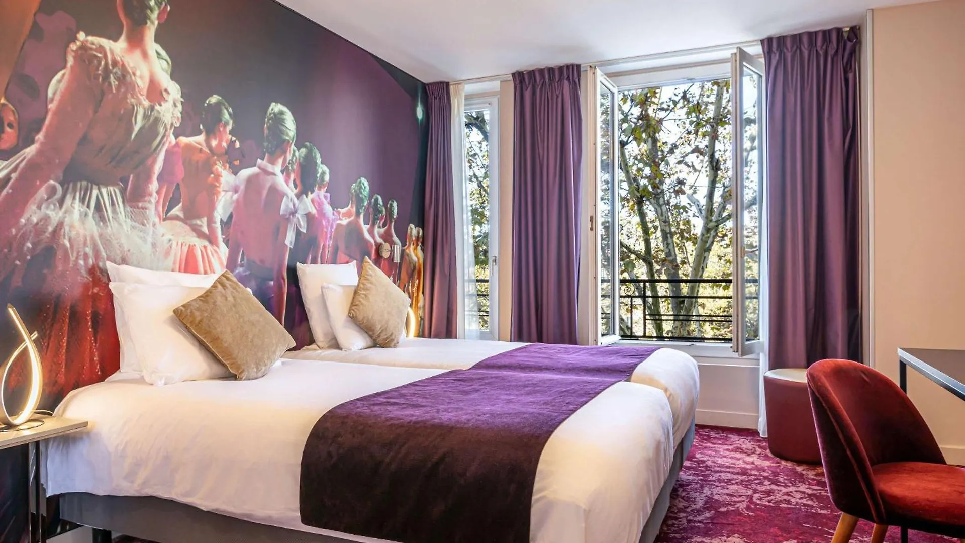 Mercure Place D'italie 4*